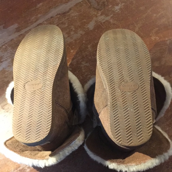 Brown Bearpaw boots, size 8, worn - Picture 5 of 5